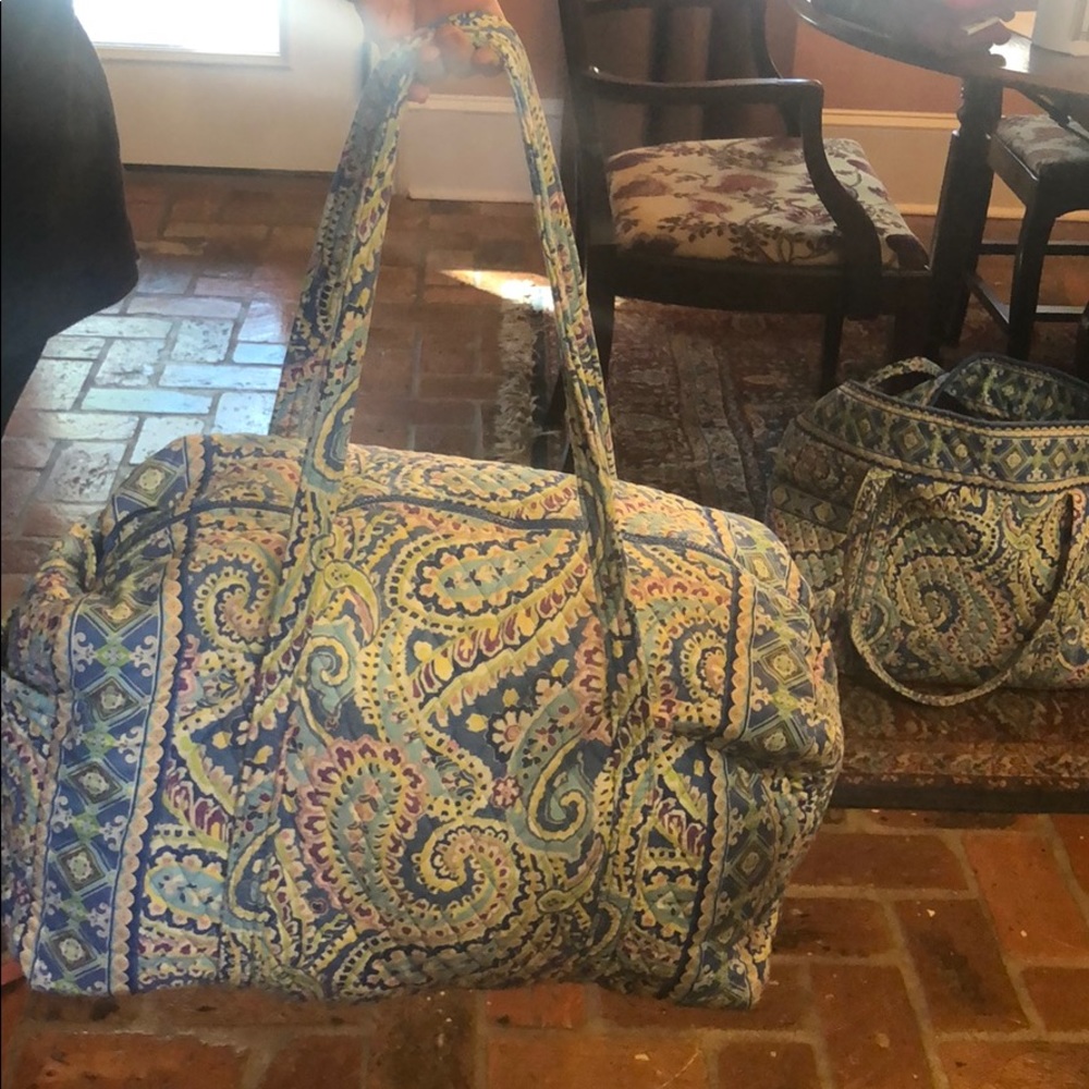 Large Vera Bradley duffle